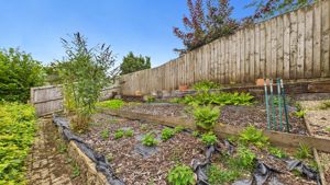 Photo 17- click for photo gallery